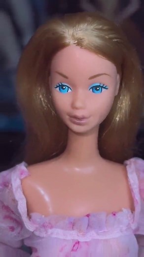 Barbie Kissing 1978 - Vintage Doll Reenactment