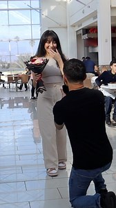 410K views · 11K reactions | Feliz Día De San Valentín 﫶 #fypシ #fypageシ #explorepage #rosas #explore #seguidores #amor #sanvalentin #married | Angel B Vlogs | Facebook