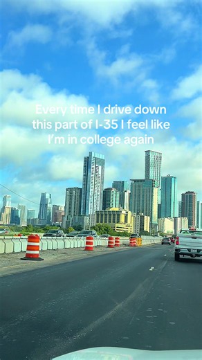 ATX downtown skyline is totally unrecognizable from just a few years ago and definitely from when I was there for college in the early 2010s. #ATX #DowntownATX #austintexas #austintexasthings #fypシ
