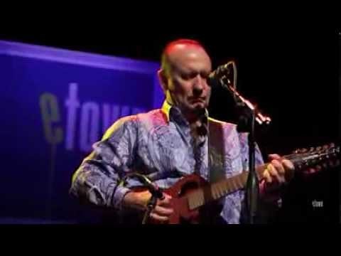 Colin Hay - "Maggie" (Live on eTown)
