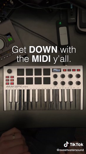 Exploring the Akai MPK Mini: Tips and Tutorials