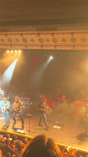 Experiencing Luke Combs Live: An Unforgettable Concert