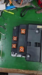 Today, we carry out another SME repair for the BMW i4. When a BMW pure electric vehicle is involved in a collision, the pyrofuse inside the SME and the connection box needs to be replaced. Then, perform programming on the components inside the SME, and you can repair the SME perfectly. #BMWi4Repair #EVMaintenance #SMEProgramming #ElectricVehicleRepair #BMWEVService | EV&HEV repair