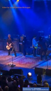 Let's revisit this fan-favourite moment from 2025, with new videos: Dirty Bats - Slash, Duff, Chad Smith and Andrew Watt ft. Brandi Carlile, Anthony Kiedis, Eddie Vedder, Yungblud and Bruno Mars - Capitol Theatre, New York, December 11th. | Slash News