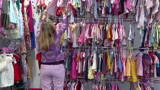 Foster care advocates looking for support, new foster families this holiday season