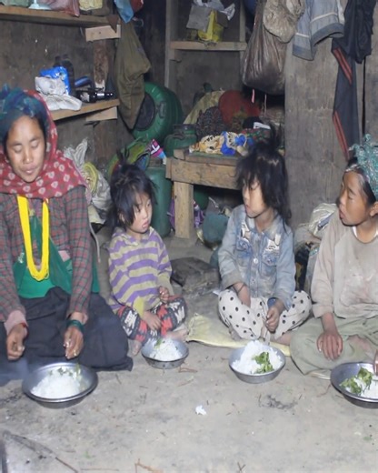 Traditional cooking and eating delicious food together​ - Simple life activity | Happy Family