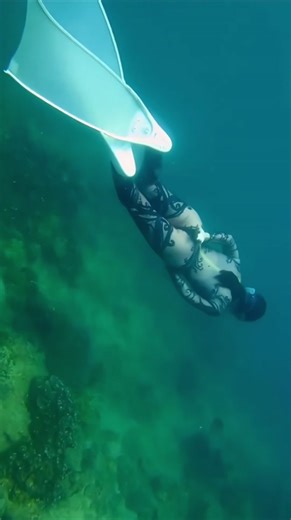 "Diving into elegance: Lace swimsuit, 360-degree spins, a workout unde...