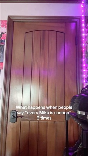 Every Miku is canon #trending#hatsunemiku#mikucosplay#miku#alternative#alternativefashion#cosplay