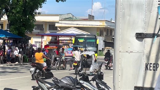 Shout out sayo kay @Darnz Vlog TV ingat sa byahe Ceres liner 6659 Route: concepcion-iloilo via sara Model: hino FB4J