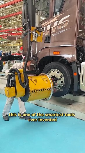 This Tool Makes a 100-lb Wrench Feel WEIGHTLESS | Seen Today