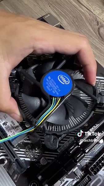 Effortless Intel Core i5 10400 Build: Setup Guide #PCBuild#Quickbuild#IntelCorei5