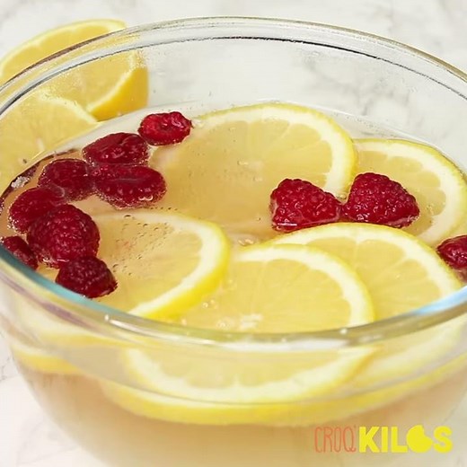 Soupe de champagne light aux framboises - Croq'Kilos