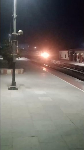 rajdhani express full speed crossing in night times and video, #shorts