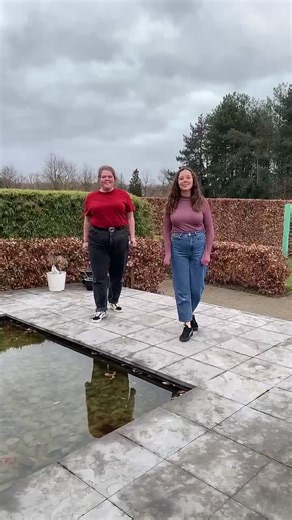 Eens een line dance proberen, zegt 🏴‍☠️ #wellerman #dance #sisters #fyp