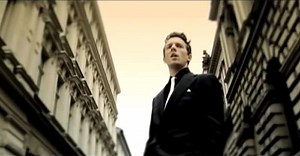 49 Best Songs About Friends & Friendships - Music Industry How To