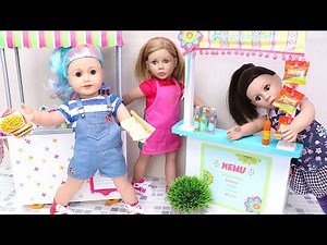 Baby Dolls share working space ! Play Toys collection