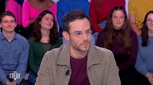 180K views · 1.2K reactions | Aujourd'hui Clément Viktorovitch analyse la dernière sortie de Jean-Luc Mélenchon où il défend l'évasion de Carlos Ghosn. À grand renforts de syllogismes, le leader de la France Insoumise déroule son discours pour arriver jusqu'à la réforme des retraites. #CLIQUE | Clique | Facebook