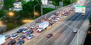 Crash causes traffic backlog on Brookshire Freeway in Charlotte