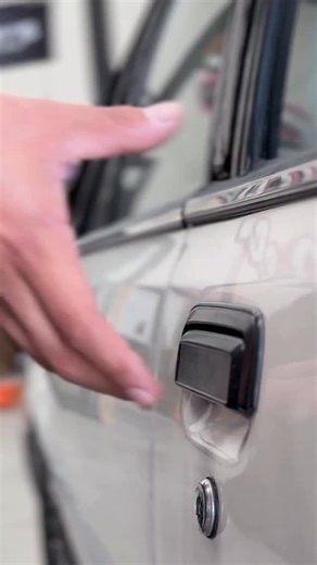 PSI30 the car I thought I‘d never let go of.. Four years of memories, viral videos, and crazy moments with the Keep it Reet crew, and now one of you gets to take it home. 🤝 Our 900HP VL Calais Turbo has been built from the ground up by Jason Ferron and the Keep it Reet team, with absolutely no expenses spared. This monster has had over $100,000 poured into it, and it shows in every detail. 🌶️ 👉 1987 Holden VL Calais Series 2 Built RB30DET Making 900HP at 36PSI Revving to 8500RPM Valued at ove