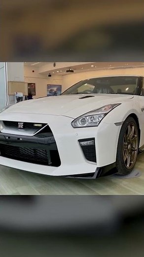 【R35 抽選販売で限定100台！ 】GT-R Premium edition T-spec 1590万円！