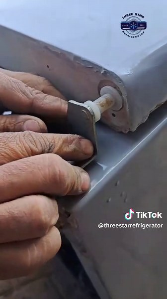 how to refrigerator door repair