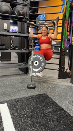 Sherein Abdelhady 🇪🇬 on Instagram: "no caption just an audio I think we all could use on a Monday ❤️ wearing @womensbest lift & reset capsule code: SHEREIN"