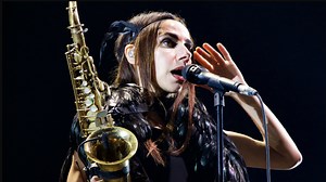 PJ Harvey plays first concert in six years in Dublin: Setlist   Video
