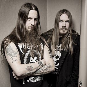 Darkthrone - Command lyrics