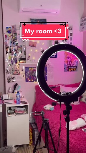 Вам было бы уютно в моей комнате?💕 Inst:@dana_taranova #святкуйзpepsi #данчики #чужаяличность #комната #myroom