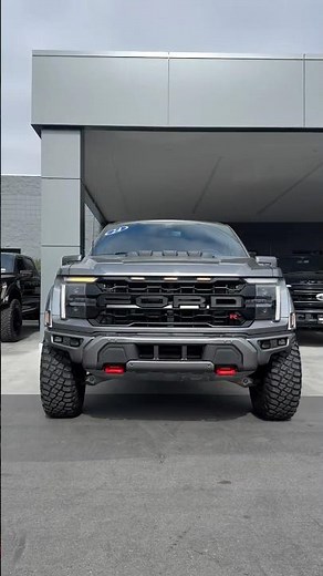 2024 Ford Raptor R in a stunning Metallic Gray #socal #kengrodyford #raptorr