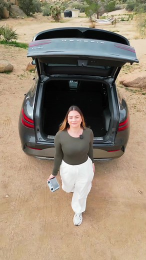 Exploring the Desert in the Genesis GV60