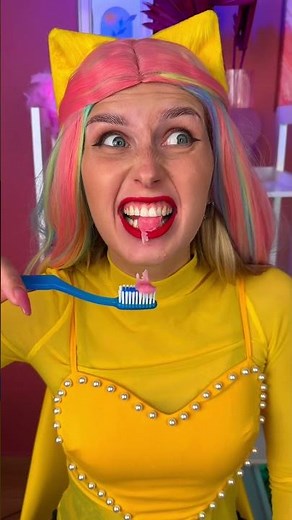 WOW 🤪 Toothpaste Prank by My Mom! 🤣 Funny Moments By 123GO! #shorts