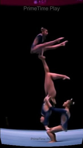 Incredible human pyramid balance 🤸‍♀️ #gymnastics #acrobatics #skills
