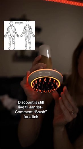 ✨ How I use my Farad Beauty Lymph Heated Brush ✨ Quick tutorial for anyone new to lymphatic brushing 👇 1️⃣ Apply a light layer of lymphatic oil (this helps the brush glide protects the skin) 2️⃣ Use very gentle pressure — lymph sits right under the skin 3️⃣ Brush toward lymph nodes: • Arms → armpits • Legs → groin • Stomach → toward the center 4️⃣ Turn on the gentle heat red light to support circulation & lymph flow This routine helps me with: • heaviness & puffiness • lymphatic stagnation • ci