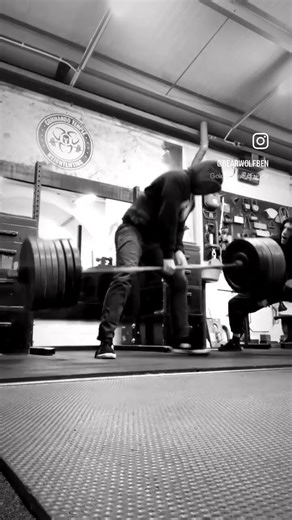 200kg/440lbs single hand deadlift - no straps. Commando Temple, Deptford