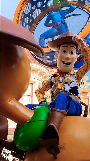 Disneyland Paris, Toy Story, Woody, a cowboy with a lasso, Disney Stars on Parade