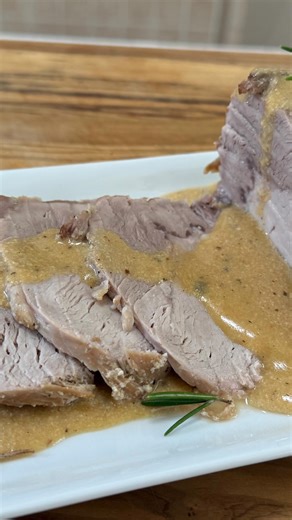 Nuova video ricetta ora online sul mio canale YouTube Lonza di maiale al Latte https://youtu.be/tb-AW9RR2ho | Chef Stefano Barbato