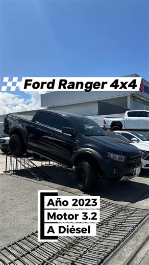 FORD RANGER 4X4 AÑO 2023 A DIÉSEL ⚙️ Equipada con extras que marcan la diferencia y lista para cualquier terreno. 🚀 No pasa desapercibida… 📲 Contáctanos ahora 0982004647 📍Le invitamos a visitarnos en la Av. España 16-49 y Granados. Cuenca-Ecuador. 🚘 Ven y haz tu prueba de manejo! #ford #ranger #vehiculos #cuenca #ecuador | Automotores Peralta