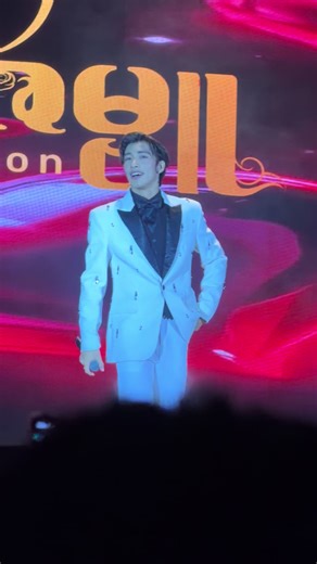 တင်ဖို့ကျန်တာလေးတွေ 🤍🫶🏻#အောင်ဇမ္ဗူ #ရွှေမော်ဓောဘုရားပွဲ #အောင်ဇဗ္မူကတဲ့ညအလှသဘင်👏🥰