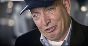 The survivors of the USS Cole recount the deadly attack in this powerful video