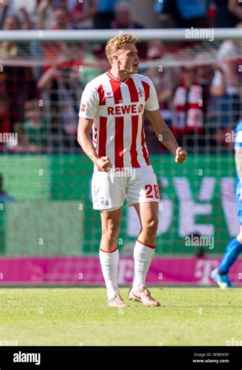 Einzelbild, Single image, freisteller: Sebastian Sebulonsen (1. FC Koeln, #28) jubelt über den Anschlusstreffer. 1. FC Köln - Bayer 04 Leverkusen, Fussball, 1. Bundesliga, RheinEnergieStadion Köln, 25.04.2026 DFL regulations prohibit any use of photographs as image sequences and/or quasi-video. (Photo by HMB Media/ Marco Bader/Sipa USA Stock Photo - Alamy