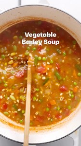 Ready in 30 minutes, I use a bag of frozen veggies with green beans, corn, peas, carrots and lima beans for this easy vegetable barley soup. ➡️ Comment RECIPE below and I’ll send it to you. The link is also in the comments. #soupseason #healthyrecipes #souprecipe #veganrecipes | Last Ingredient