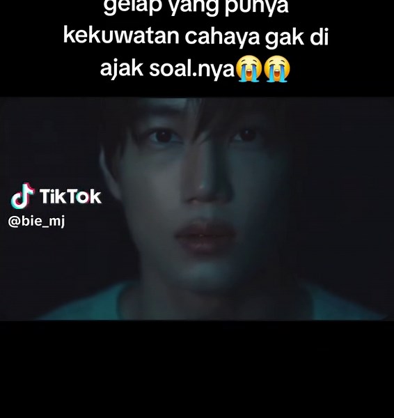 EXO: Kekuatan Cahaya dan Keberanian dalam Kesedihan