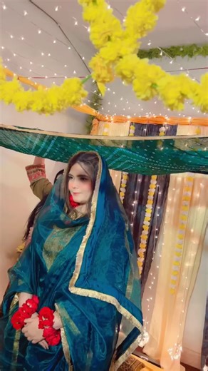 @🦋ماہم طاہر 🦋piyari dost ki dholak 🥁#foryou #foryoupage #trending #friendshipgoals❤ #weedingceremony💐 #viral #fypシ゚