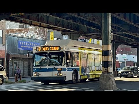 MTA NYCT: 2012 NFI C40LF #447 on the (D) Shuttle to Coney Island aprchng 20 Av