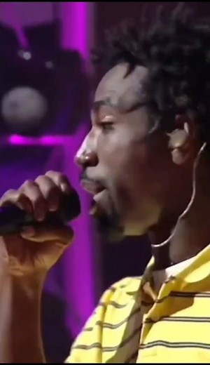 2pac is back aka akil the Mc performed