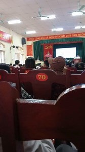Các bác có mở cổng trường cho các cháu vào học không không thì viết đơn xin nghỉ đừng làm nữa ngăn sông cấm chợ có người đấy có họa đất cổ mà | Thang Duc