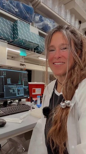 🫧Exosomes Characterization Process 🫧 How can we ensure that our sample is enriched in EXOSOMES 🫧 after harvesting and purification? #exosomes #exosomesresearch #letstalkaboutexosomes #exosomestherapy #exosomesdoctors #science #lab #exosomescience #bostonuniversity | DrCarlucci Place