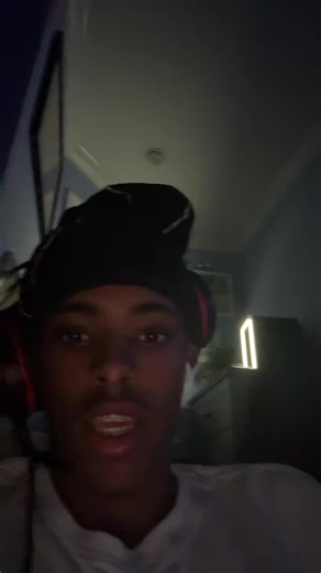 Engaging Hand Gestures in Video Call Interactions