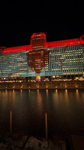 Chicago Bears Illuminate Merchandise Mart Tonight